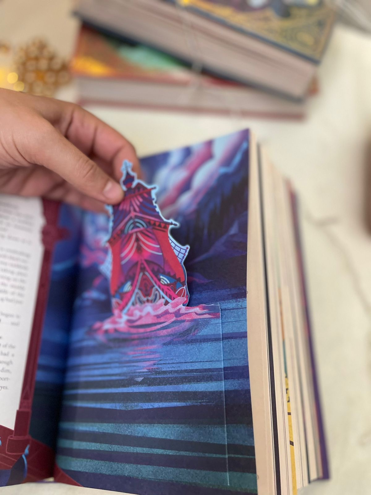 Harry Potter and the Goblet of Fire (Harry Potter, Book 4) (Pop up and Interactive Illustrated Edition)