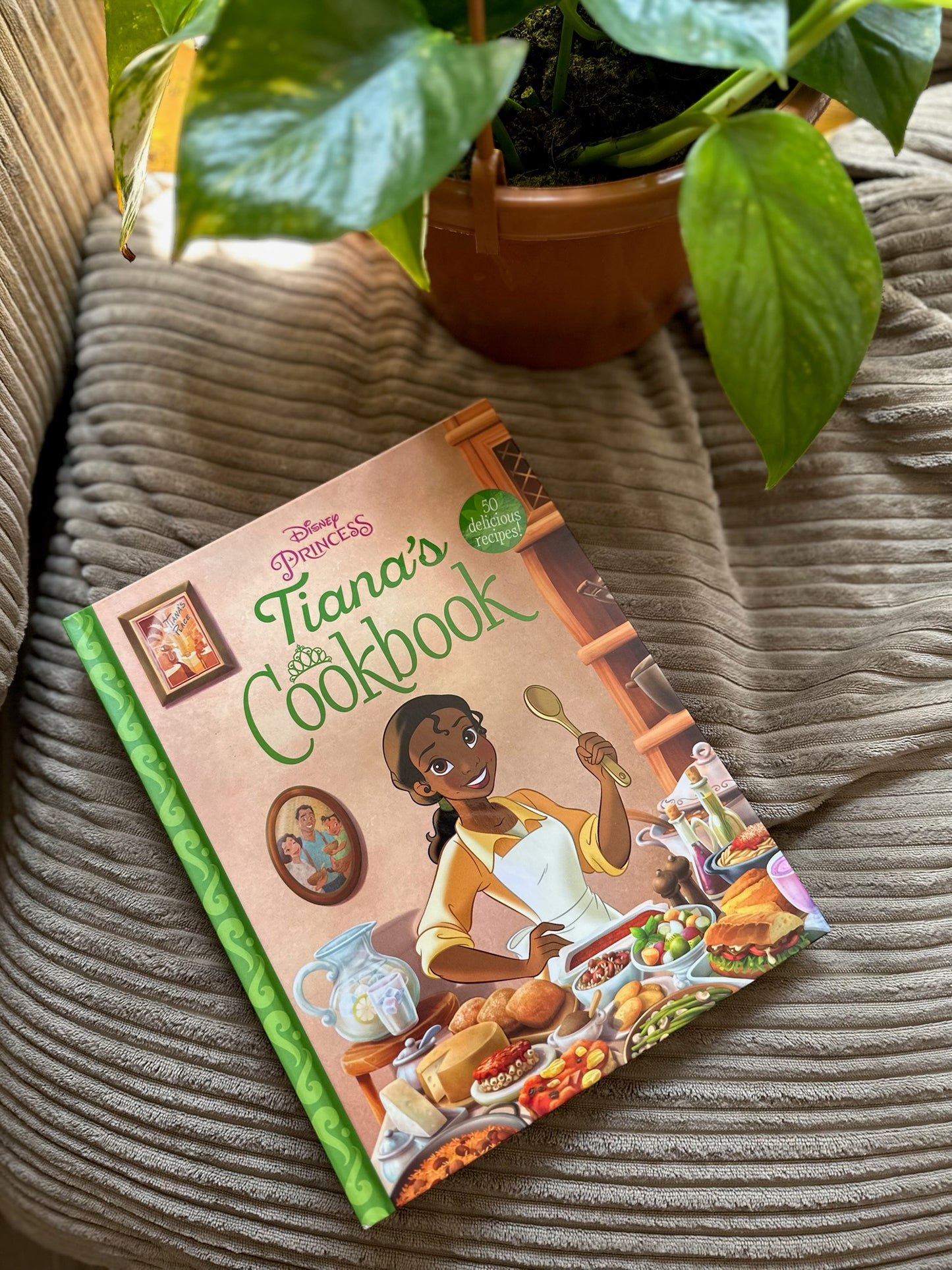 Disney Tiana's Cookbook