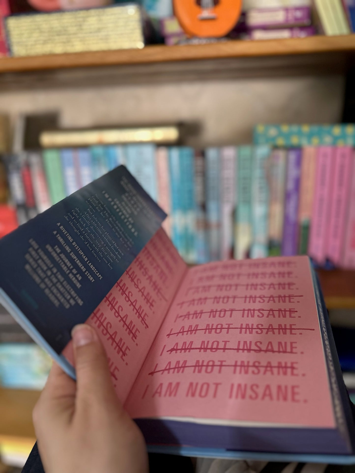 Shatter Me Collector’s Deluxe Limited Edition: A Stunning Limited Edition of the Groundbreaking Series