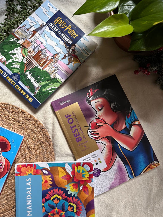 Mystery Disney  Coloring Book
 - classiques Best of