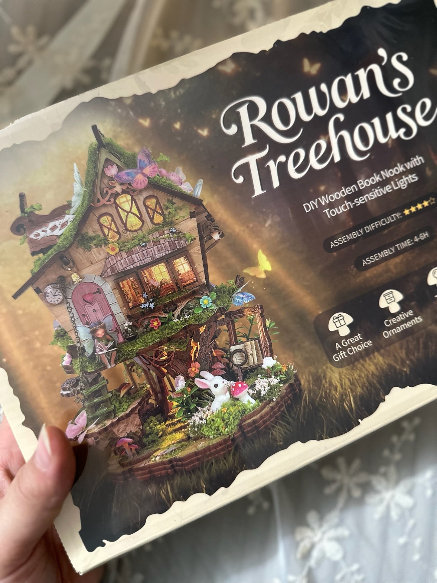 Tree House Booknook