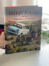 Harry Potter and the Chamber of Secrets: The Illustrated Edition (Harry Potter, Book 2)