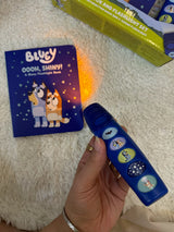 Bluey - Oooh, Shiny! A Bluey Flashlight Toy Adventure Sound Book