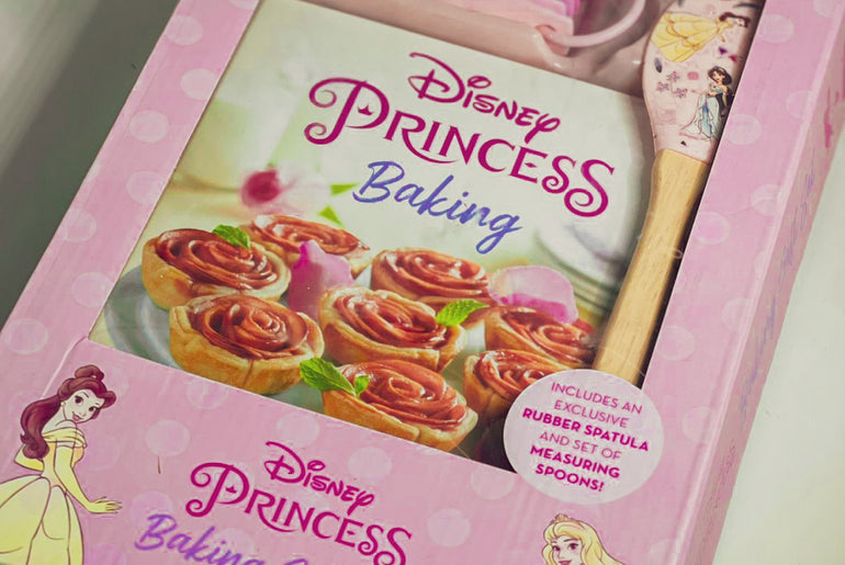 Disney Princess Baking: 60+ Royal Treats