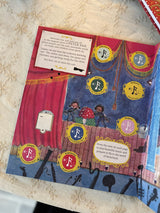 All the World's a Stage: Peter Pan: An Interactive Classical Musical Book  with Music