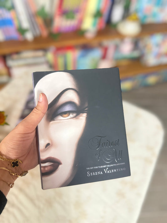 Serena Valentino Fairest of All: A Tale of the Wicked Queen (Disney Villains) | Hardcover