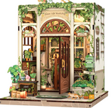 Green Life's Bookshop Booknook